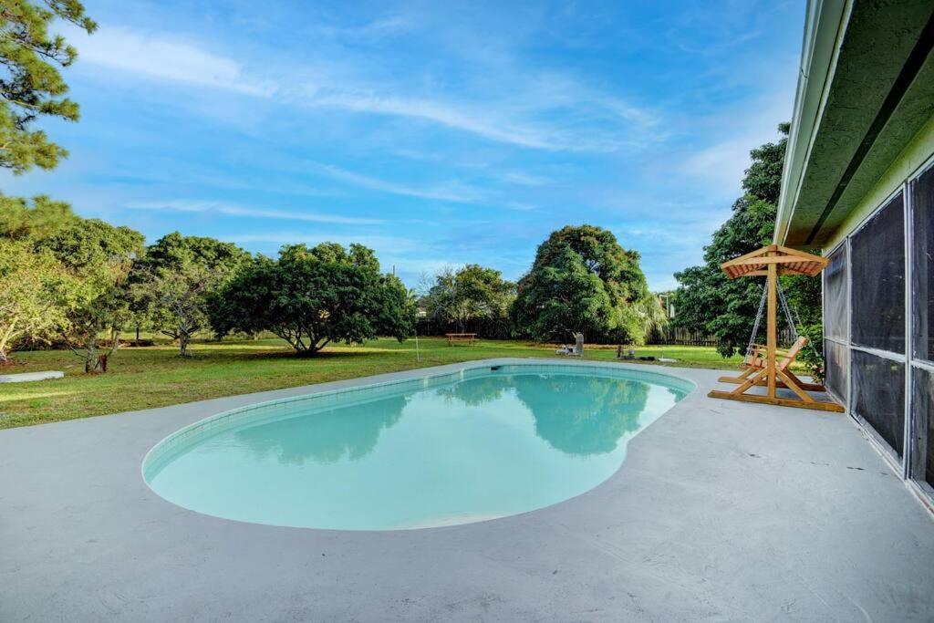 Ananda Farmhouse And Retreat. 沃思湖 外观 照片